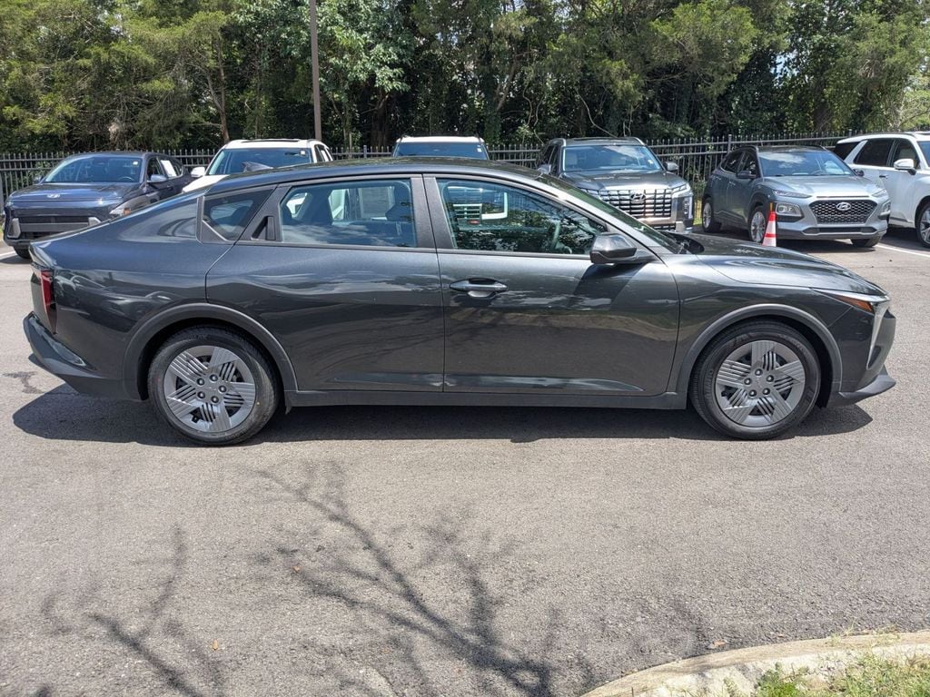 2025 Kia K4 LX - Photo 4