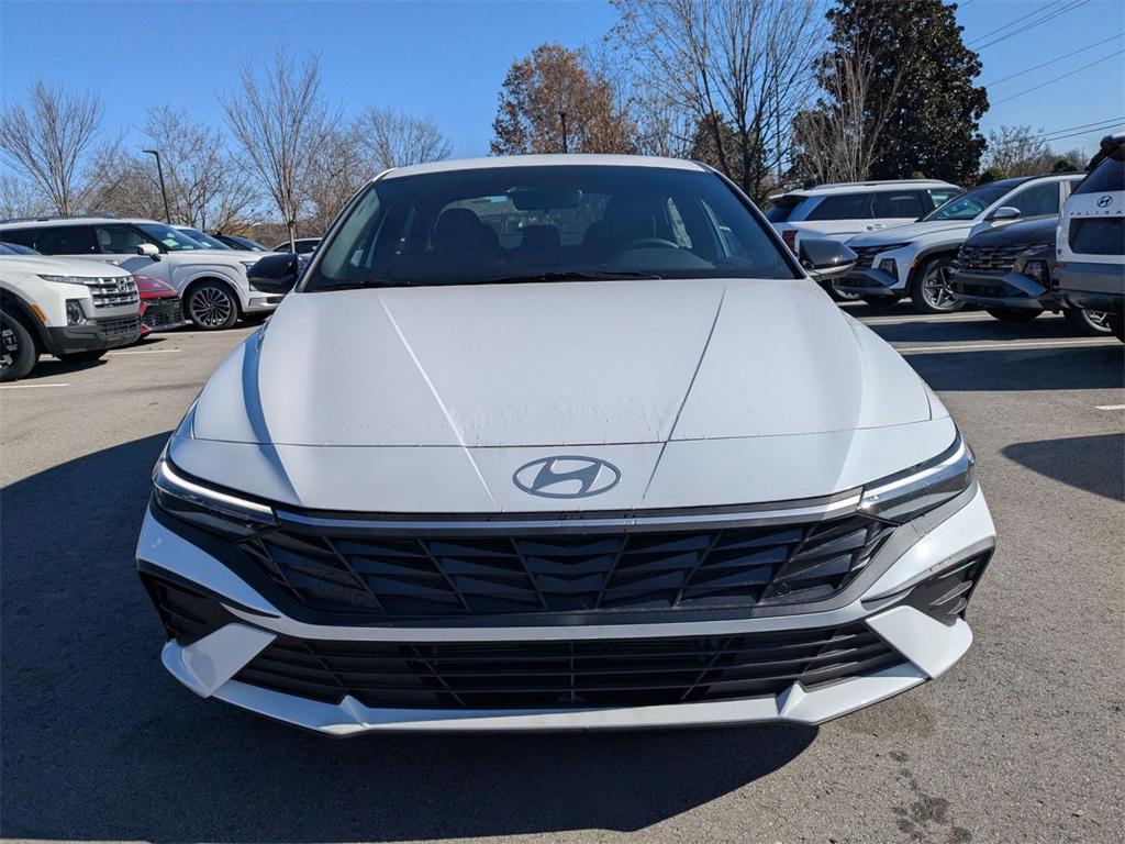 2026 Hyundai Elantra Hybrid SEL Sport photo 2