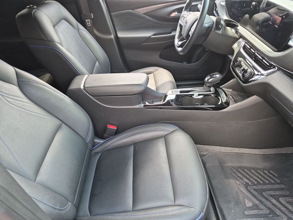 2025 Buick Envista Sport Touring - Photo 19