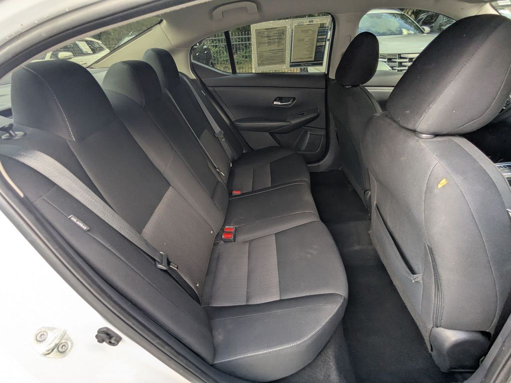 2022 Nissan Sentra SV - Photo 19