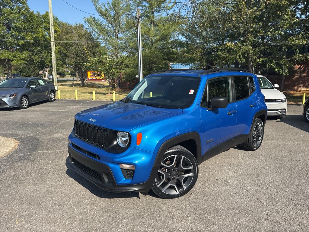 Used 2020 Jeep Renegade Jeepster with VIN ZACNJAAB8LPL99583 for sale in Hendersonville, TN