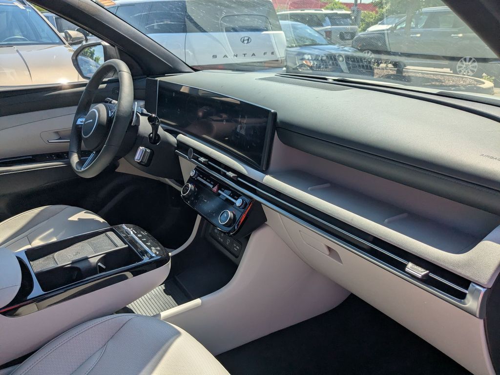 2026 Hyundai Tucson Limited - Photo 24