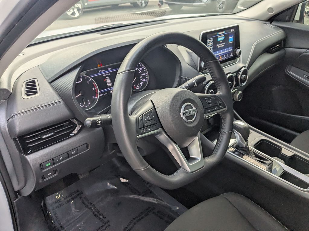 2022 Nissan Sentra SV - Photo 10