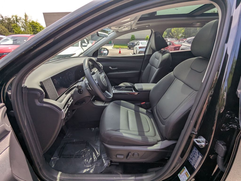 2025 Hyundai Tucson SEL Convenience - Photo 17