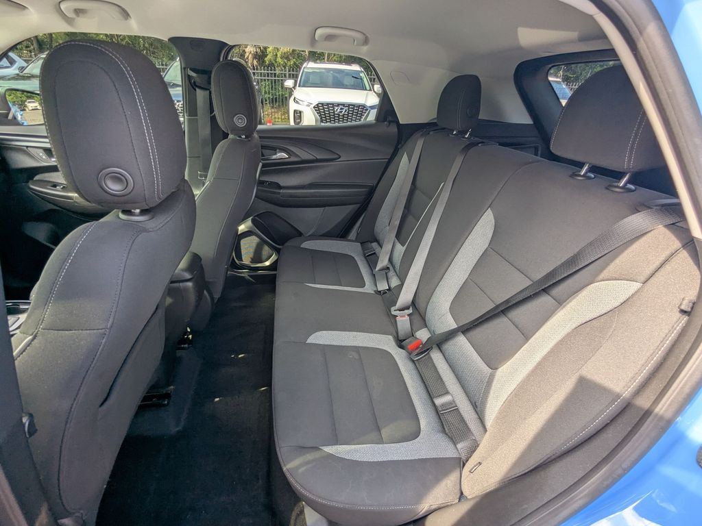 2024 Chevrolet TrailBlazer LS - Photo 18
