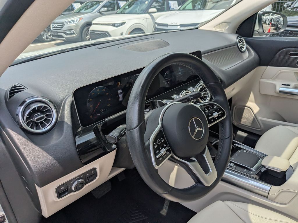 2021 Mercedes-Benz GLA GLA250 - Photo 10
