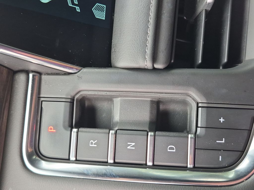2022 Chevrolet Tahoe Z71 - Photo 12