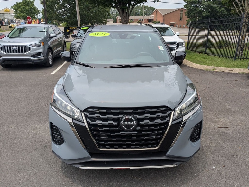 Used 2023 Nissan Kicks SR with VIN 3N1CP5DV1PL531333 for sale in Hendersonville, TN