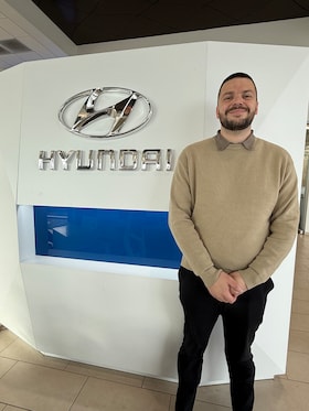 Staff member Josh Vannoy from ID_839459