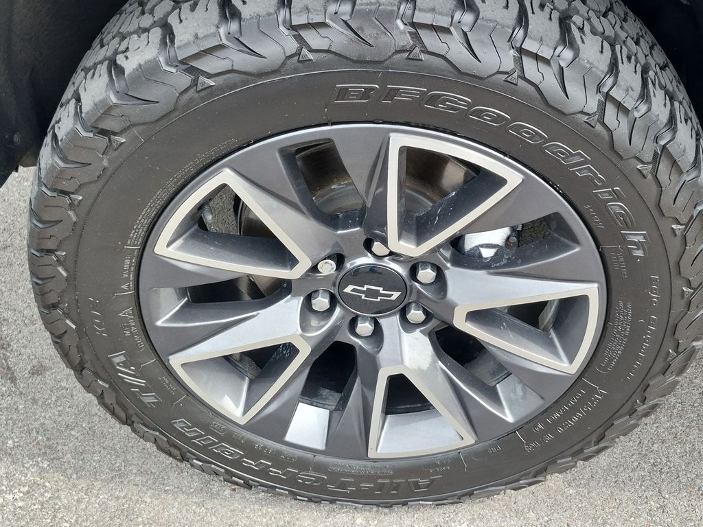 2022 Chevrolet Tahoe Z71 - Photo 25