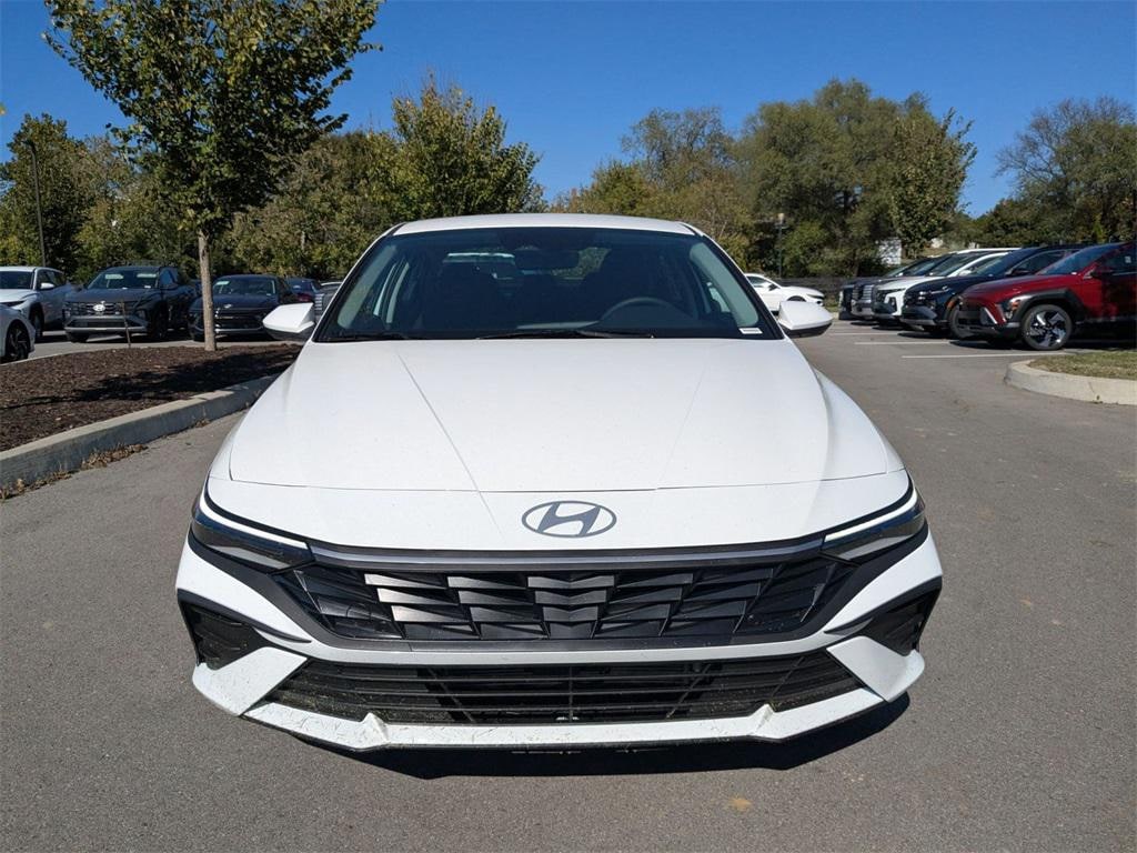 New 2026 Hyundai Elantra HEV Blue Sedan