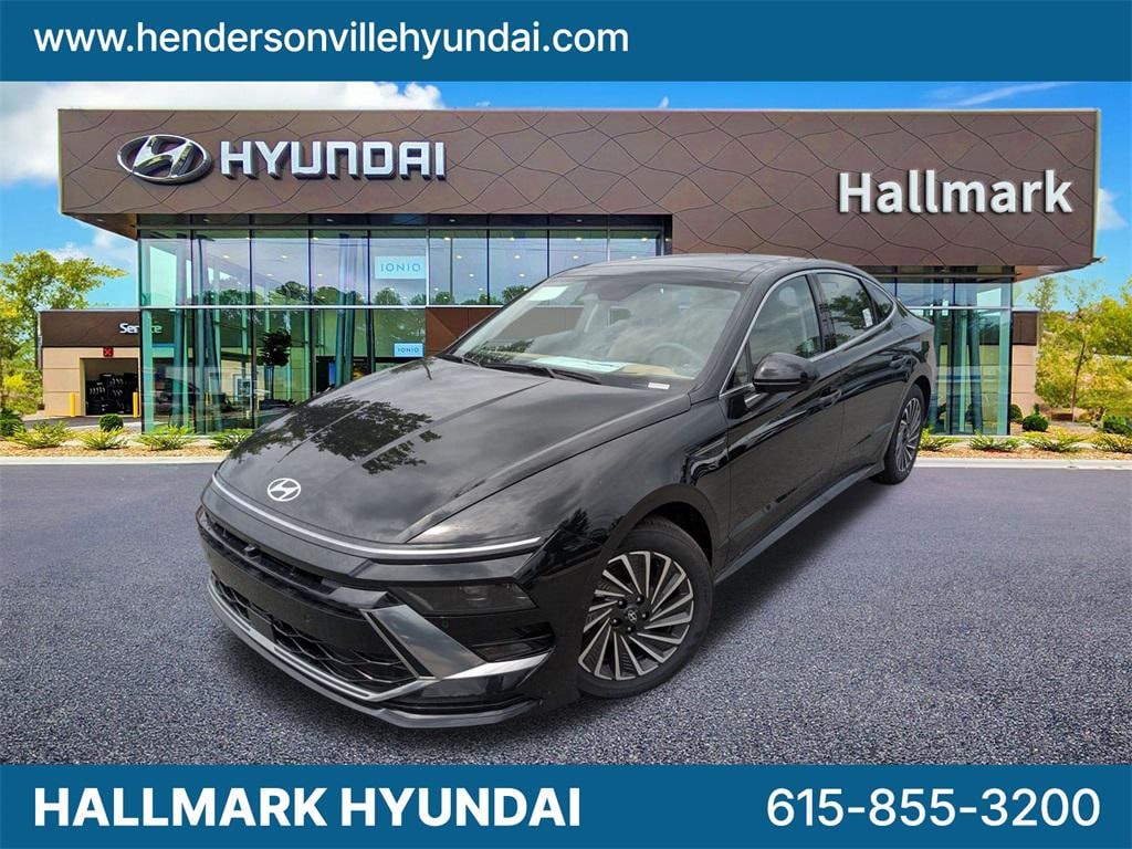 New 2025 Hyundai Sonata Hybrid Limited Sedan