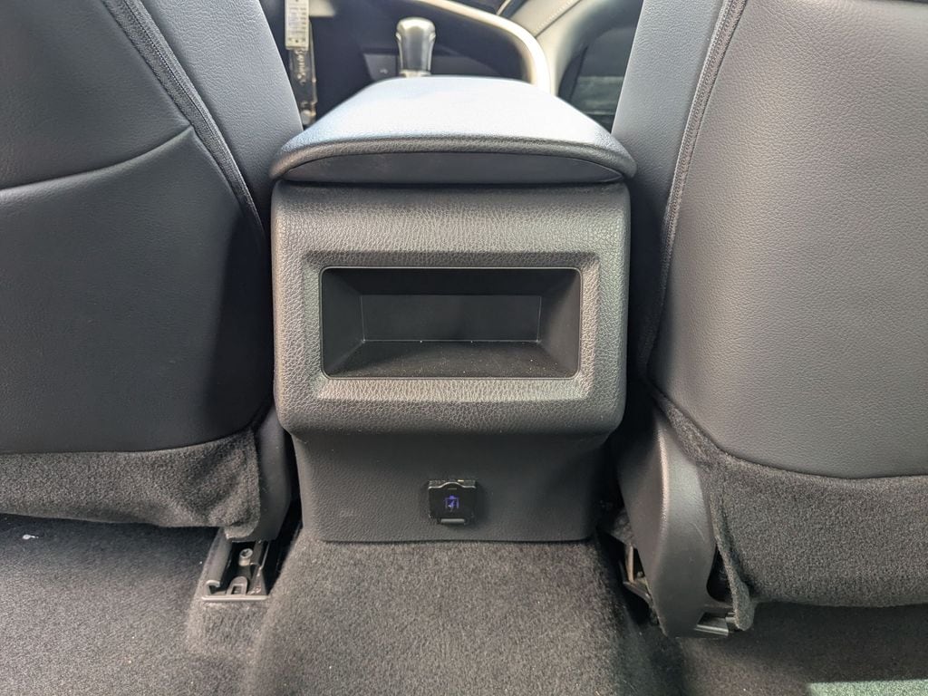 2024 Toyota Camry SE - Photo 16