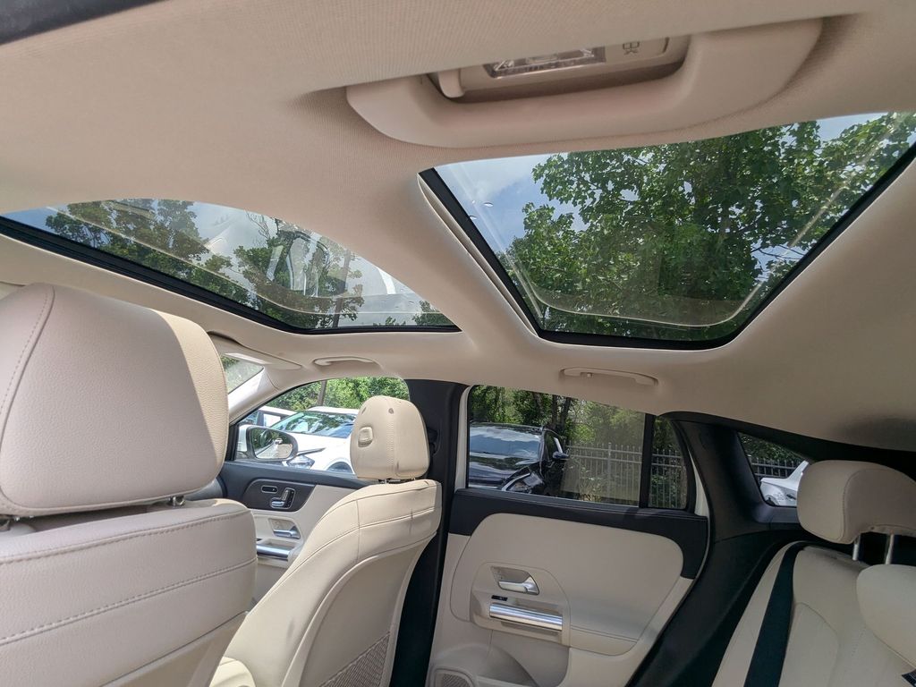 2021 Mercedes-Benz GLA GLA250 - Photo 19