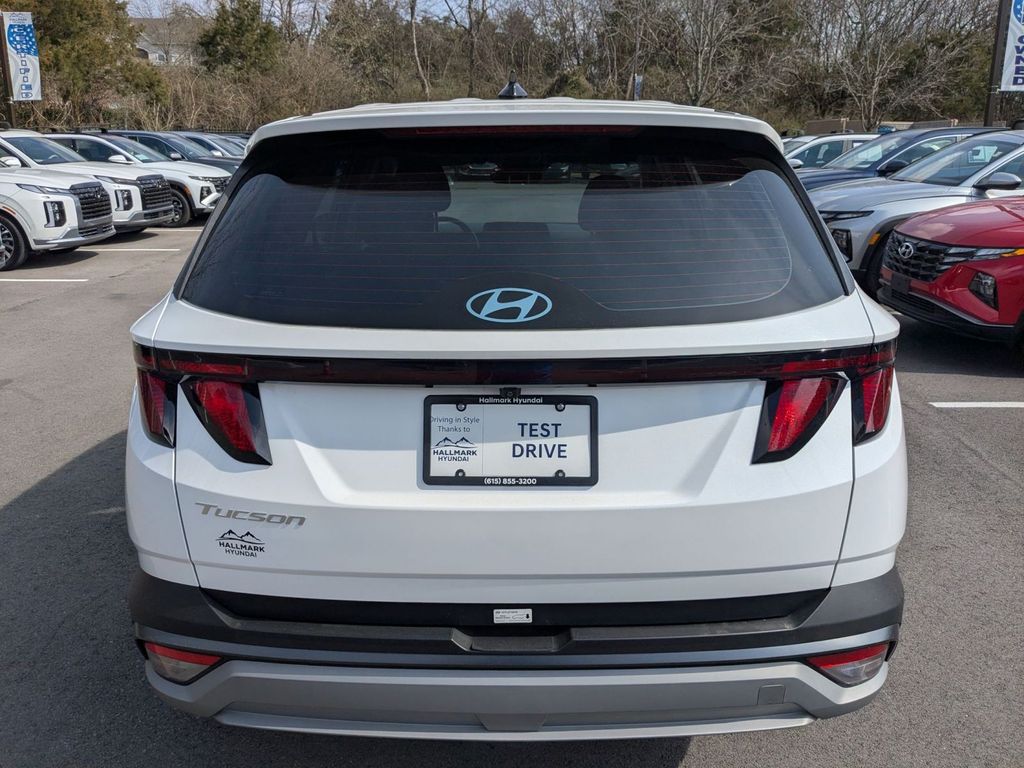 2025 Hyundai Tucson SE - Photo 7