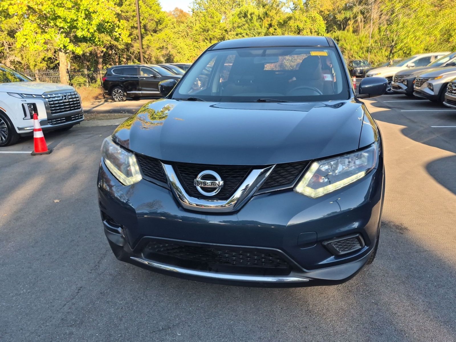Used 2016 Nissan Rogue S with VIN JN8AT2MT7GW017899 for sale in Hendersonville, TN