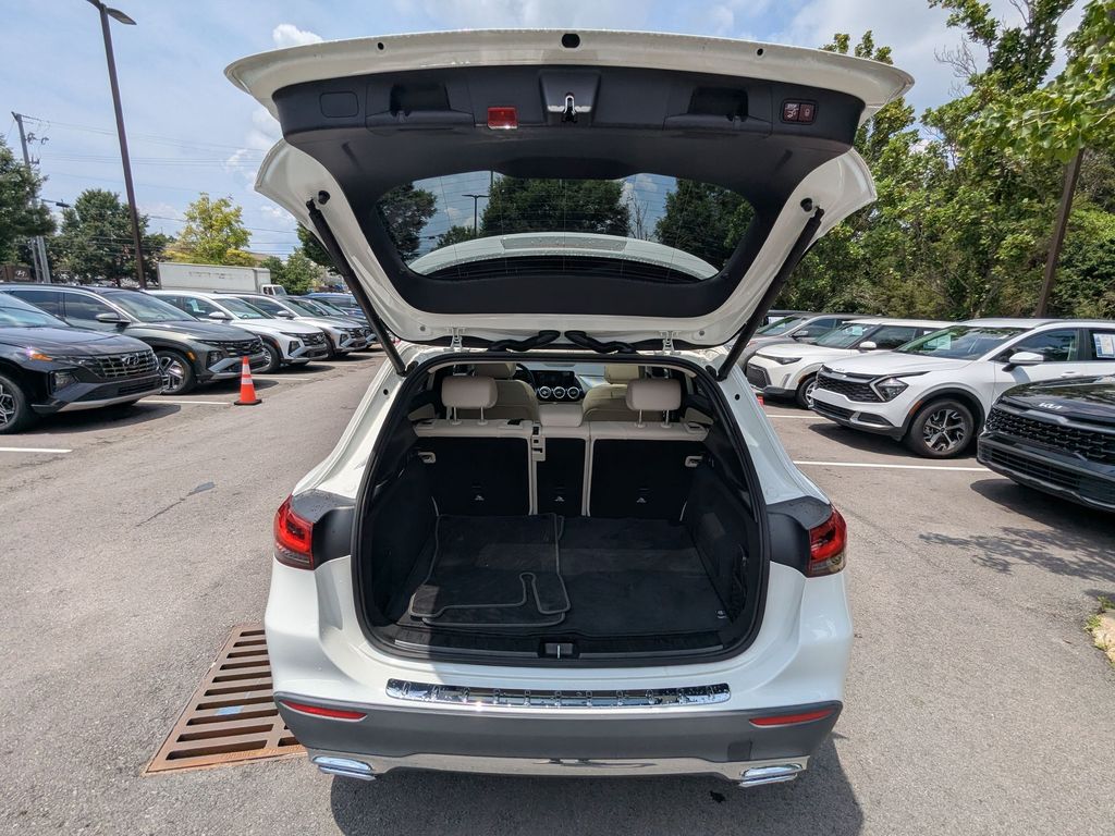 2021 Mercedes-Benz GLA GLA250 - Photo 6