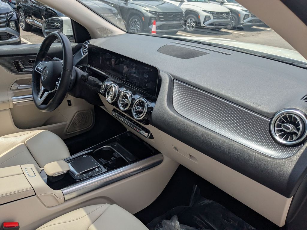 2021 Mercedes-Benz GLA GLA250 - Photo 23