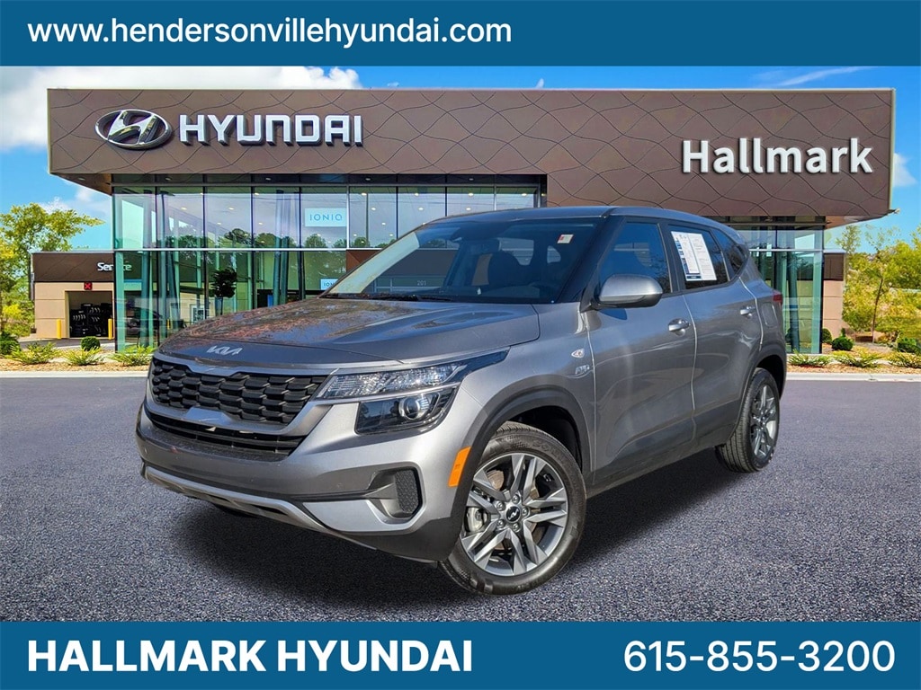 2023 Kia Seltos LX's photo