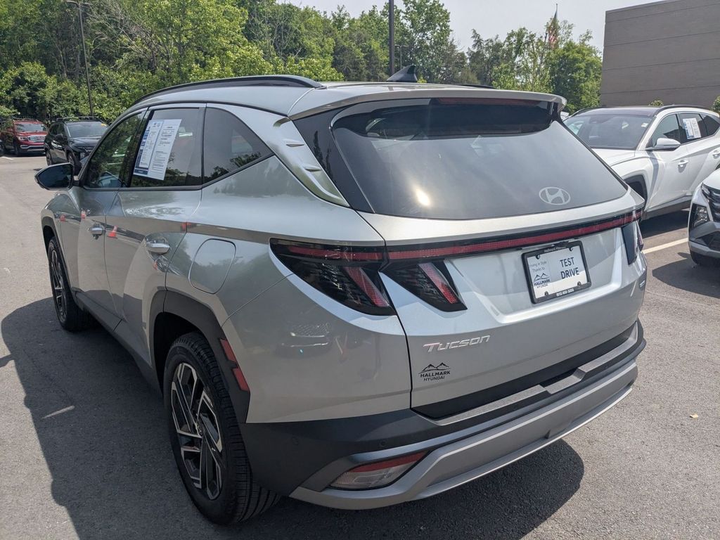 2025 Hyundai Tucson Limited - Photo 8
