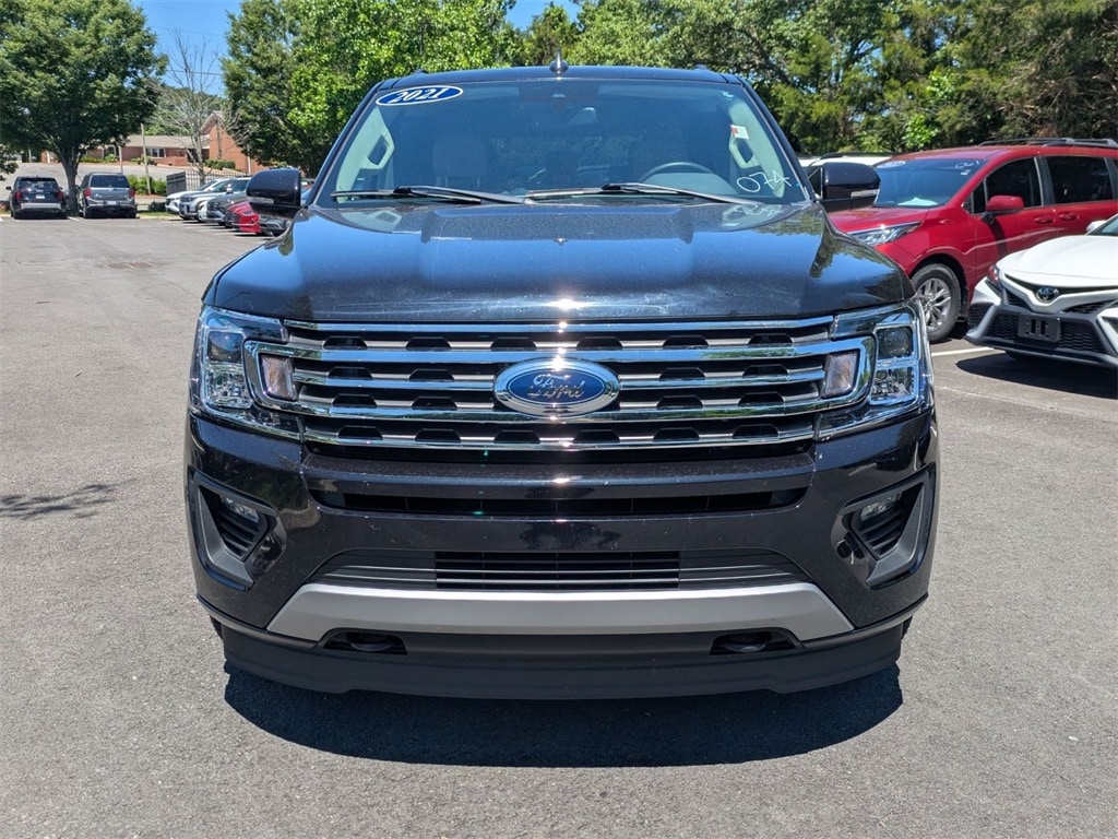Used 2021 Ford Expedition XLT with VIN 1FMJU1JT8MEA78716 for sale in Hendersonville, TN