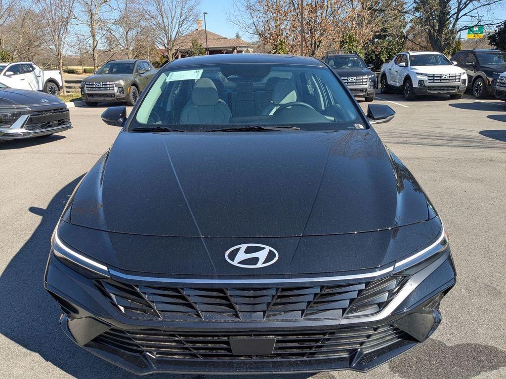 New 2026 Hyundai Elantra Limited Sedan