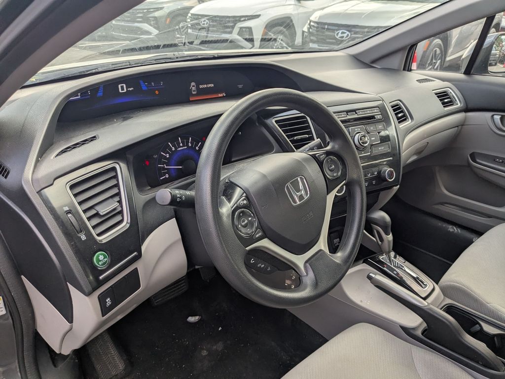 2013 Honda Civic LX - Photo 10