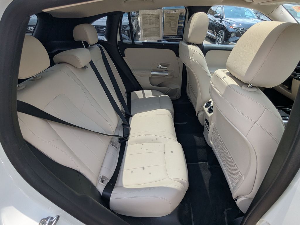 2021 Mercedes-Benz GLA GLA250 - Photo 21