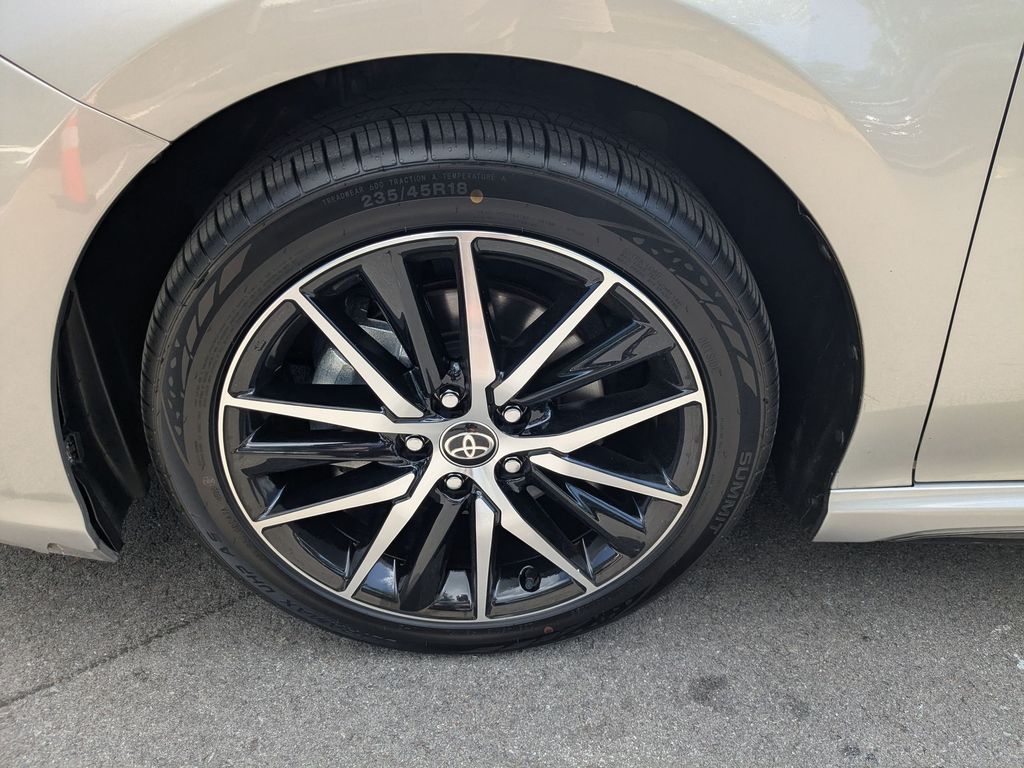 2024 Toyota Camry SE - Photo 23