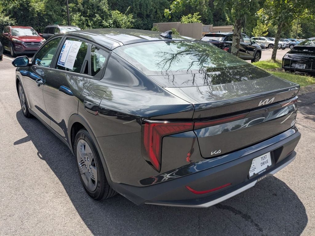 2025 Kia K4 LX - Photo 8