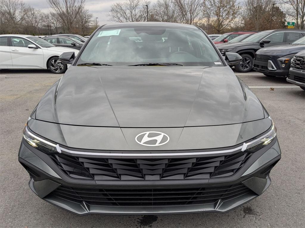 New 2026 Hyundai Elantra SEL Sport Sedan