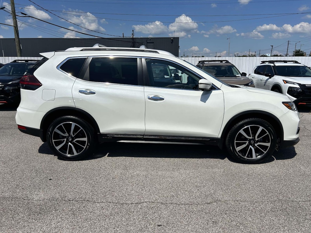 Used 2020 Nissan