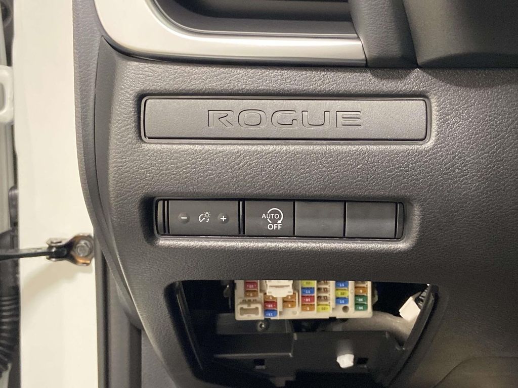 2026 Nissan Rogue S - Photo 16