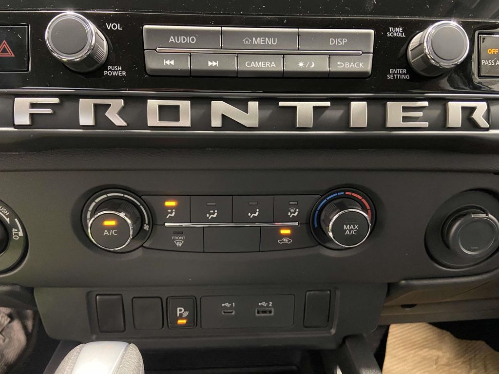 2026 Nissan Frontier SV - Photo 13