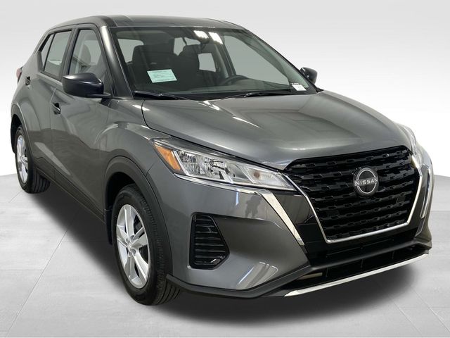 2025 Nissan Kicks Play 1.6 FWD's photo