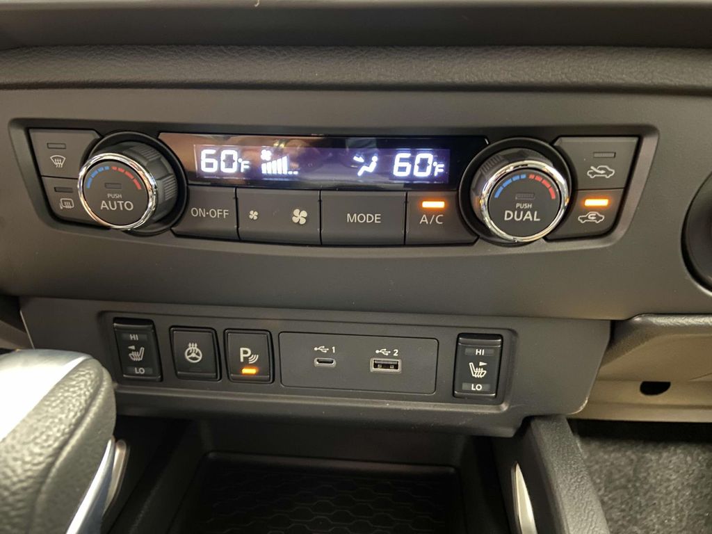2025 Nissan Frontier SV - Photo 14