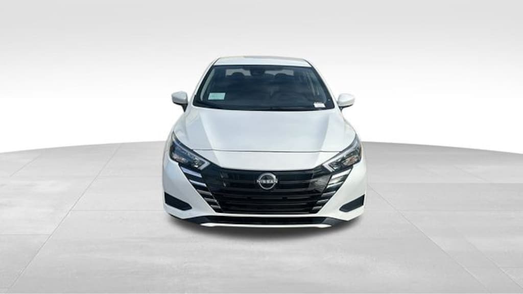 New 2025 Nissan Versa 1.6 SV Sedan