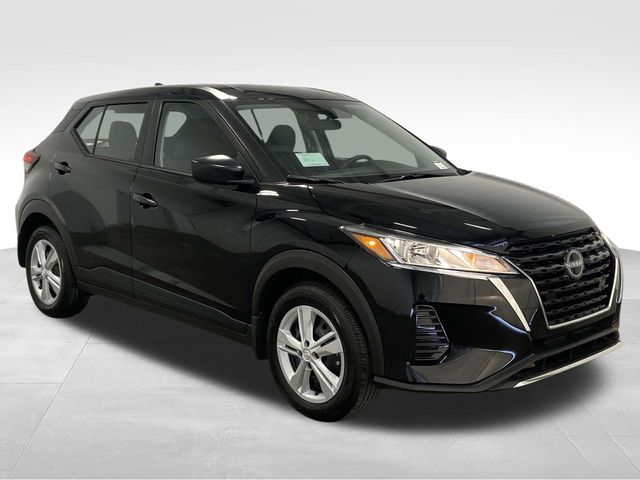 2025 Nissan KICKS PLAY