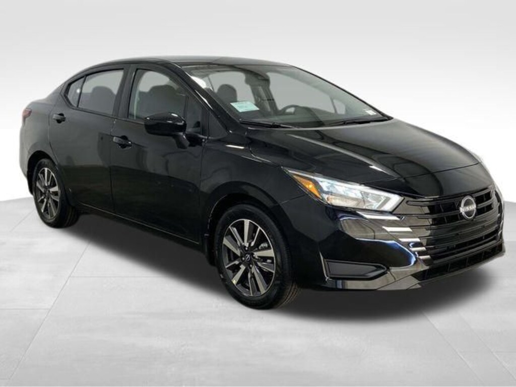 New 2025 Nissan Versa 1.6 SV Sedan