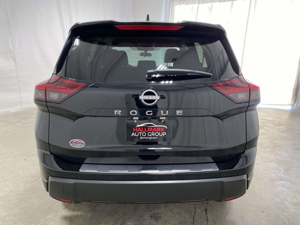 New 2026 Nissan Rogue SV Sport Utility