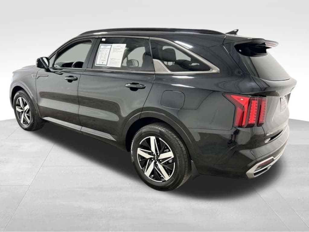 Used 2023 Kia Sorento S SUV