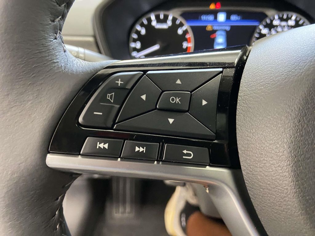 2025 Nissan Altima SL - Photo 19