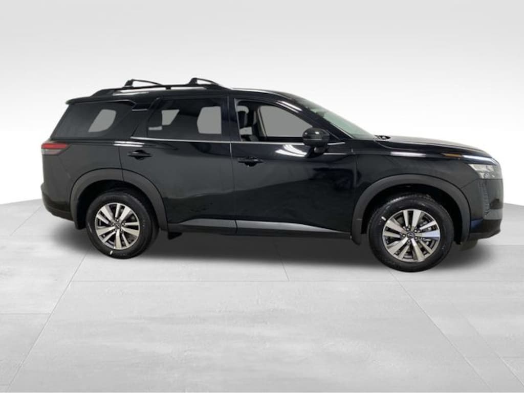New 2026 Nissan Pathfinder SL SUV