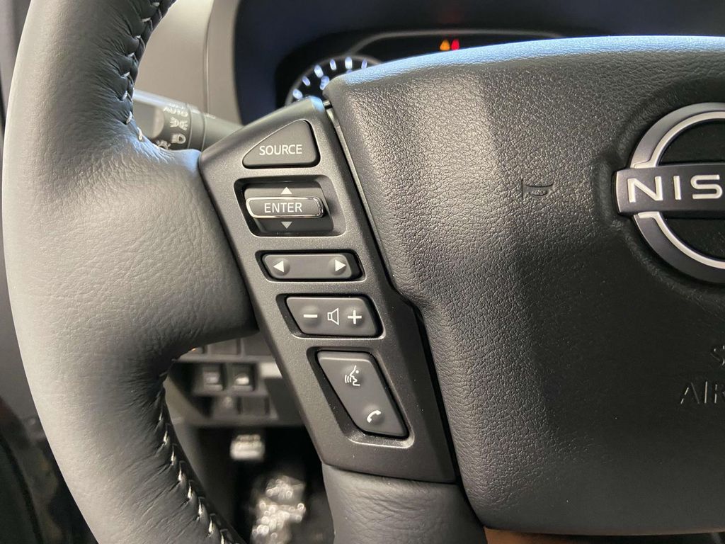 2025 Nissan Frontier SV - Photo 19