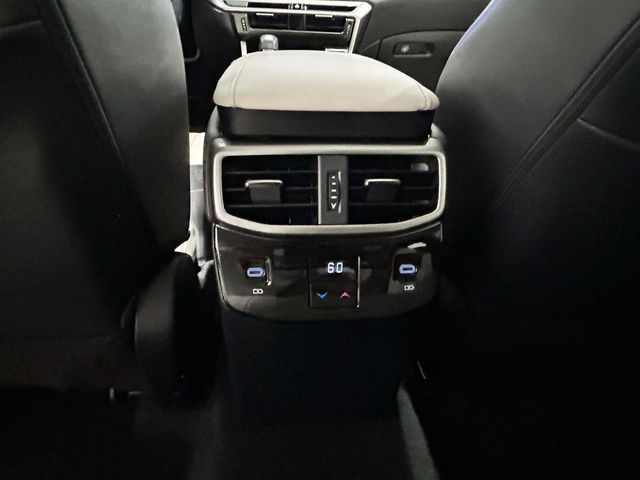2023 Lexus RX 350 - Photo 11