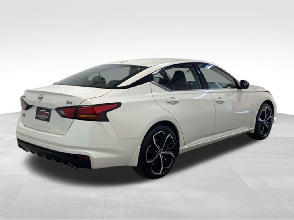 New 2025 Nissan Altima 2.5 SR Sedan