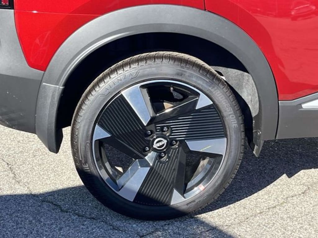 New 2026 Nissan Kicks SR SUV