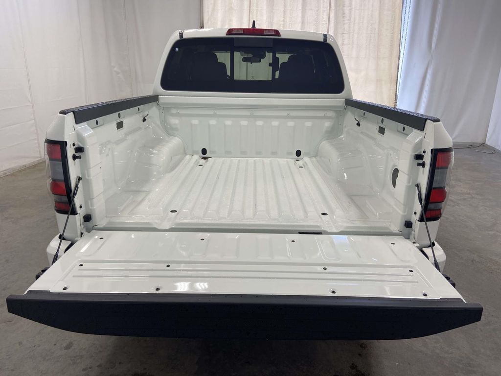 2026 Nissan Frontier SV - Photo 6