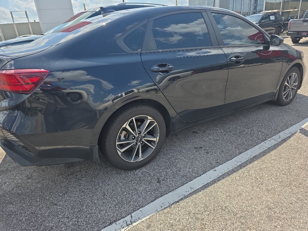 Used 2024 Kia Forte LXS Sedan