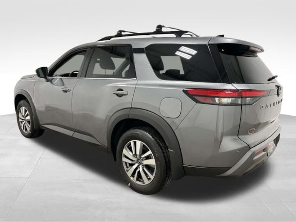 New 2026 Nissan Pathfinder SL SUV